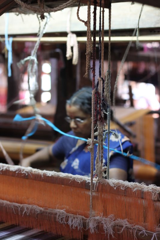 India 2010 - Kerala - Kannur - Lokanath Weavers